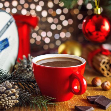 sıcak çikolatalı içecek