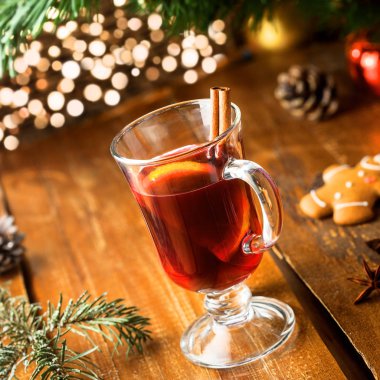 Mulled şarap kadehi