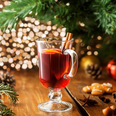 Mulled şarap kadehi