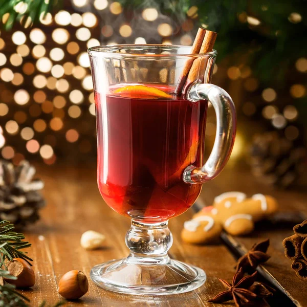 Hot mulled wine on a table — Stock Photo, Image