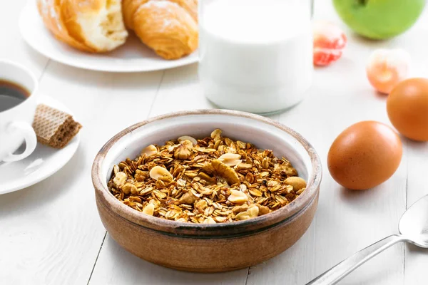 Oatmeal muesli for healthy breakfast — Stock Photo, Image