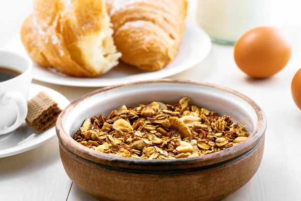 Oatmeal muesli for healthy breakfast — Stock Photo, Image