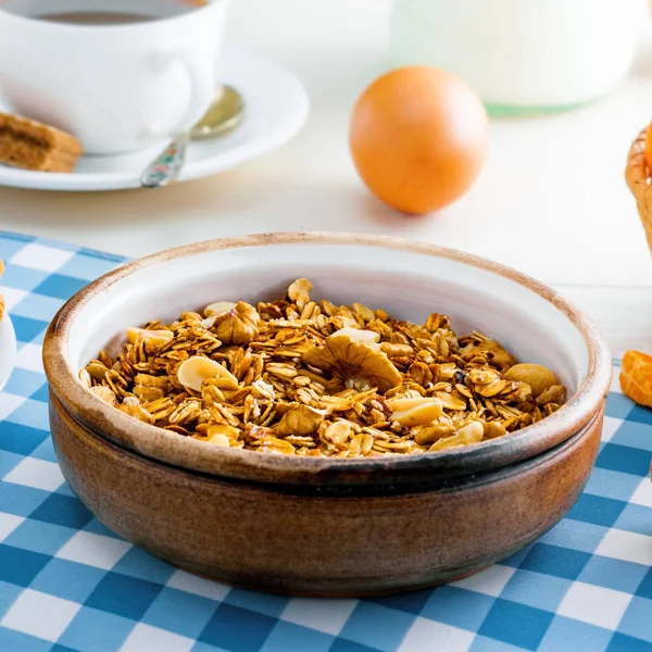 Oatmeal muesli for healthy breakfast — Stock Photo, Image