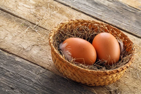 Un par de huevos de pollo — Foto de Stock