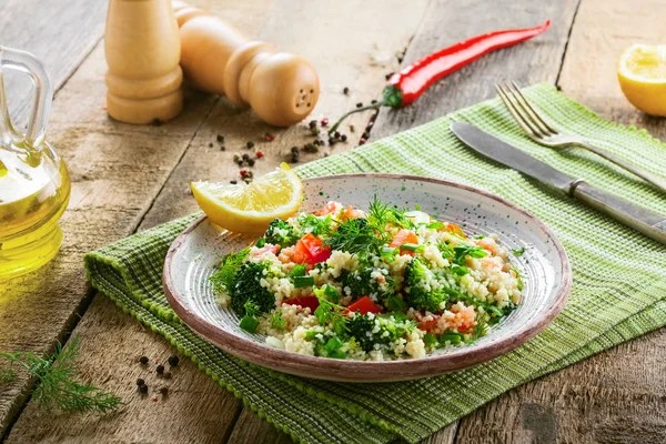 Couscous und Gemüse — Stockfoto