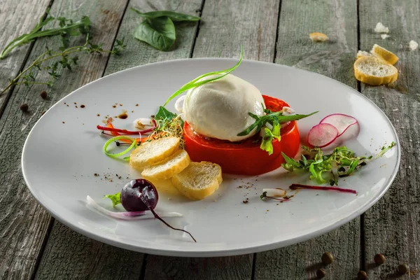 Delicious Italian Caprese Rustic Wooden Table Healthy Salad Made Mozzarella — Stock Photo, Image