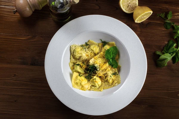 Repas Pâtes Italiennes Saines Haute Qualité Sur Une Table Bois — Photo