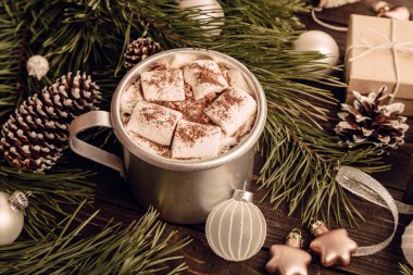 Hatmi Noel arka plan üzerinde kahve