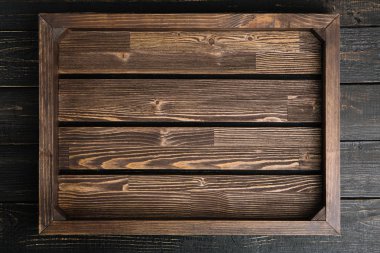 Boş kahverengi ahşap servis tepsi