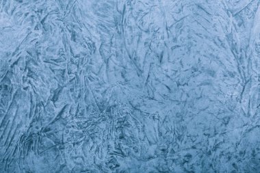 Buruşuk doku ile mavi boyalı tuval