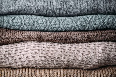 Örme kış giysileri closeup yığını