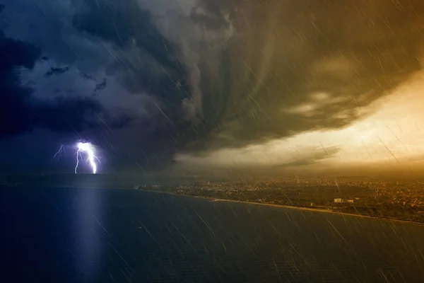 Powerful lightning struck seaside city — Stock Photo, Image