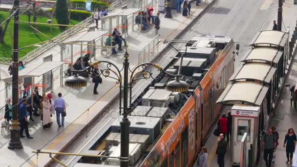 Station de tramway Sultanahmet à Istanbul — Video