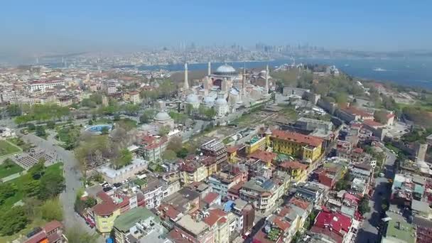 Beroemde bezienswaardigheid - Hagia Sophia in Istanbul — Stockvideo