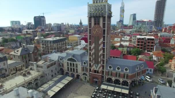 Batumi huvudstad med torn på torget Piazza — Stockvideo