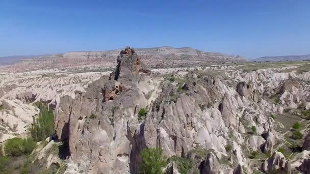 Vista aérea desde el dron de rocas — Vídeo de stock