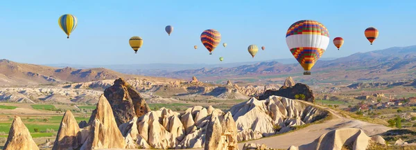 Hőlégballonok Kappadociában, Törökország — Stock Fotó
