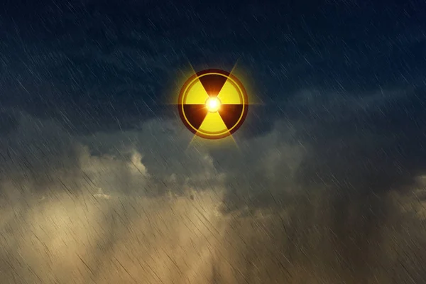Fallout nucleare, incidente pericoloso con isotopi radioattivi in Immagine Stock