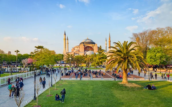 Famoso marco Hagia Sophia em Istambul, Turquia — Fotografia de Stock