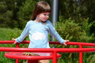 Im sadece memnun ve mutlu!