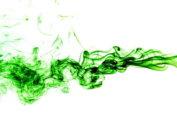 Humo verde abstracto sobre fondo blanco, fondo de humo, fondo de tinta verde, humo verde, hermoso color — Foto de Stock