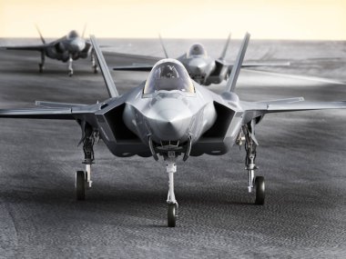 Birden çok F35 askeri jet grev uçak kalkış bir grev göreve hazırlanıyor.
