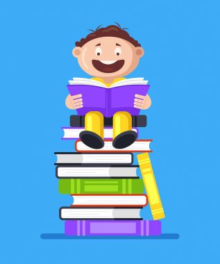 Yığın kitap üzerinde oturan ve sihirli masal hikaye ilginç okuma küçük çocuk çocuk yürümeye başlayan çocuk karakter gülümseyen mutlu. Eğitim edebiyat Kütüphanesi kavramı. Vektör düz çizgi film tasarım grafik illüstrasyon izole