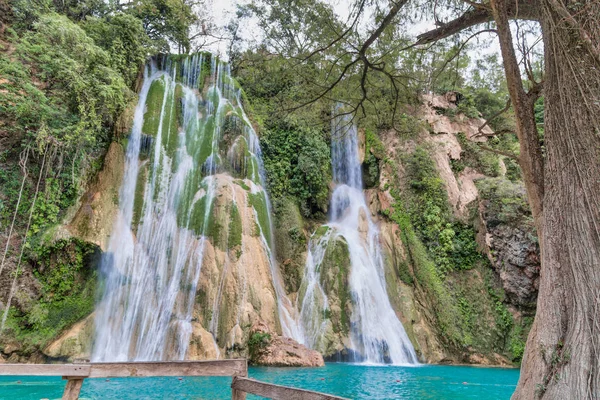 Schöne Wasserfall Tapeten Salto San Luis Potosi Mexicoschöne Wasserfall Landschaft — Stockfoto