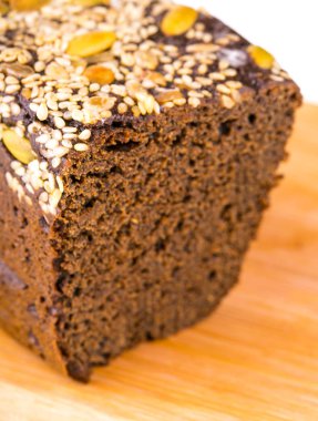 Deli ve tohum ile çavdar ekmeği