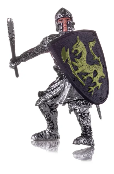 heykelcik beyaz izole bir ortaçağ Şövalyesi