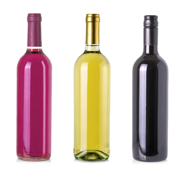 Botellas de vino aisladas sobre fondo blanco. — Foto de Stock