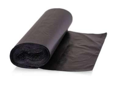 Beyaz arkaplanda izole edilmiş tek kullanımlık çöp torbaları.