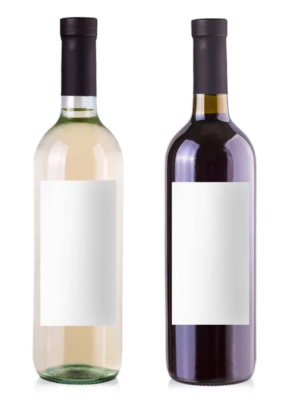Garrafas de vinho com rótulo isolado sobre fundo branco . — Fotografia de Stock