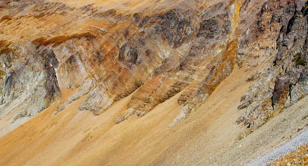 Pente rocheuse du volcan Vachkazhets en automne . Images De Stock Libres De Droits