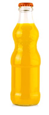 kırpma yolu ile beyaz arka plan üzerinde meşrubat şişeleri.