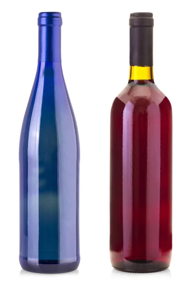 Botellas de vino aisladas sobre fondo blanco. — Foto de Stock