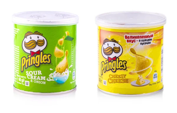 Pringles patates cipsi, ekşi krema ve soğan — Stok fotoğraf