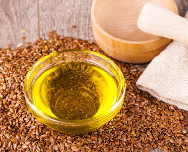 Kahverengi keten tohumu ve keten tohumu yağı 