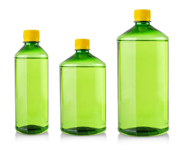 Plastové Průhledné Láhve Zelenou Chemickou Tekutinou Etiketou Bílém — Stock fotografie