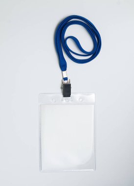 Kordon ve rozeti. Konferans rozeti. Mavi askısı ile plastik tutucu şablonda boş rozeti.