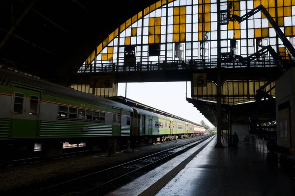 Vintage Train Diesel Locomotive Train Stop Public Station Old Railway — Stock Photo, Image