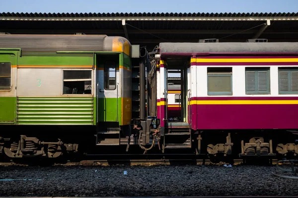 Vintage Train Diesel Locomotive Train Stop Public Station Old Railway — Stock Photo, Image