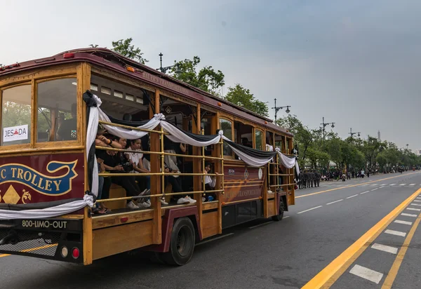 Klasyczny autobus bezpłatny — Zdjęcie stockowe