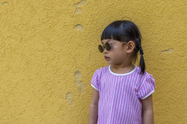 Küçük küçük Taylandlı kız