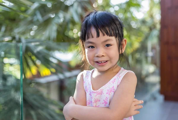 Thai - Chinese Little Girl at 3.7 years old — Stock Photo, Image