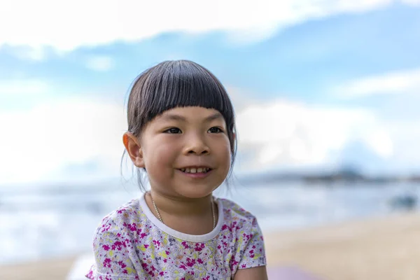 Тайская - китайская девочка — стоковое фото