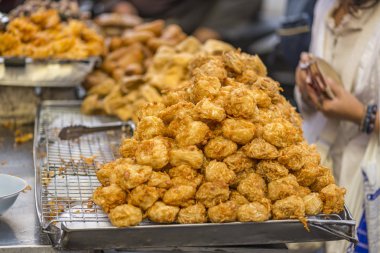Fried taro sokak gıda