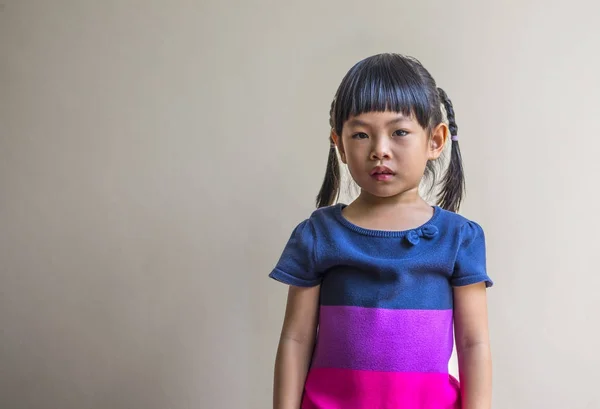 Retrato tailandês-chinês menina — Fotografia de Stock