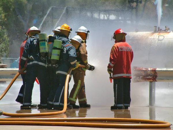 İtfaiyeciler eğitim