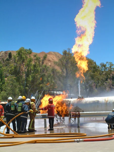 İtfaiyeciler eğitim